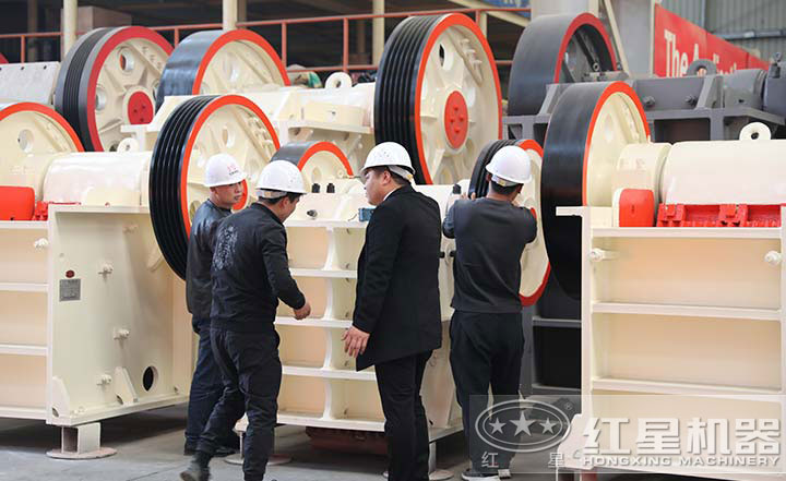 用戶來廠考察，多種設(shè)備型號(hào)讓用戶眼見為實(shí)